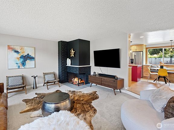 5th image of 7020 Olympic Vista Court NW