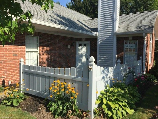 1st image of 40 Newton Square Dr Unit 40-4