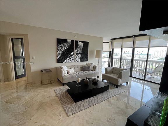 3rd image of 1000 Island Blvd #1110