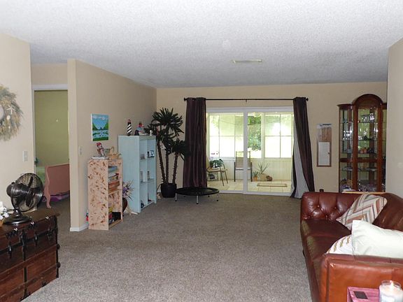 4th image of 1128 Alcala Dr