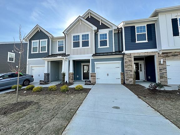 2nd image of 931 Kensley Grove Ln