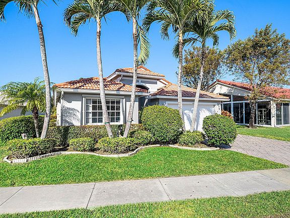 2nd image of 10551 Tropical Breeze Lane