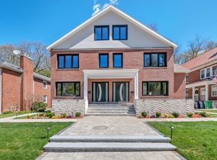444 Lowell Ave, Newtonville, MA 02460
