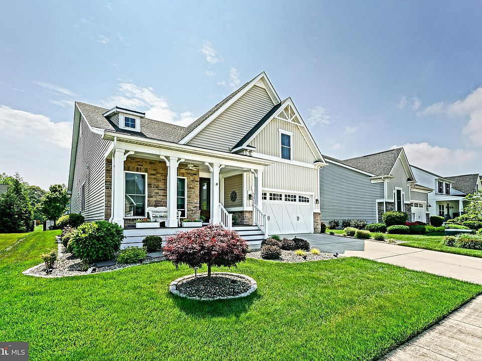 1st image of 31566 Gooseberry Way