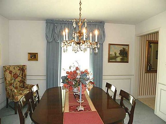 4th image of 3013 Red Rock Cir