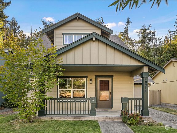 3rd image of 18914 18th Avenue E