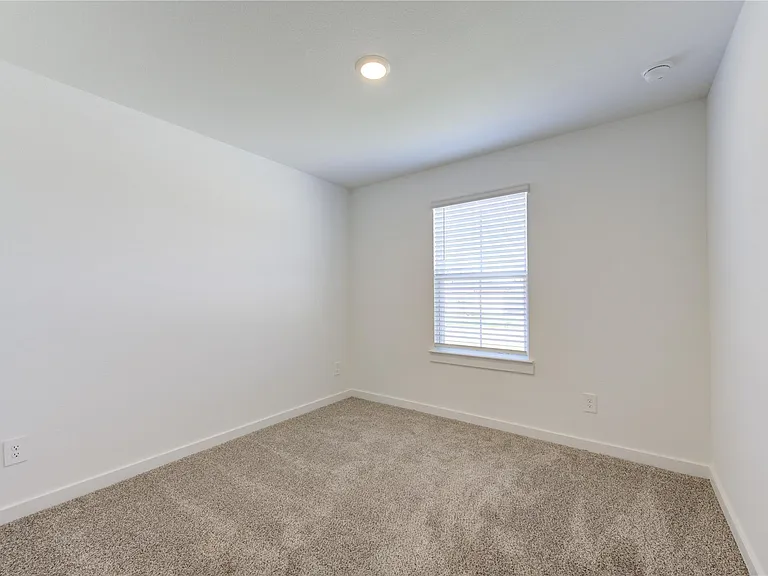 8038 Tropea Dr — Photo 5