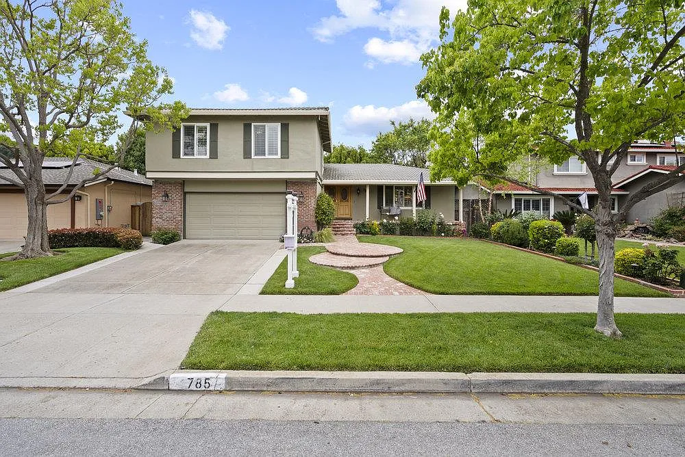 785 Sunset Glen Dr photo 1