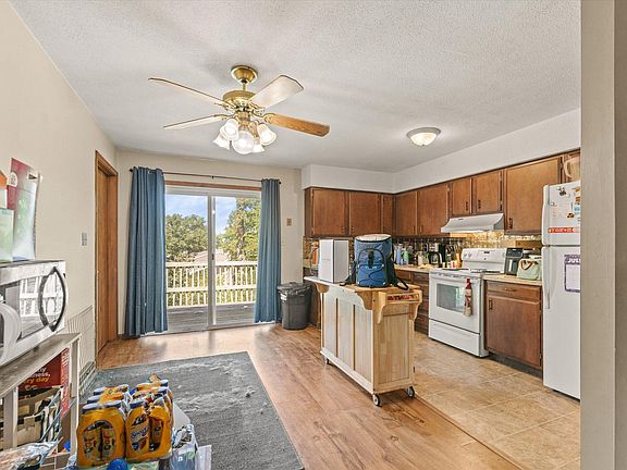 4th image of 627-629 Hendricks Dr