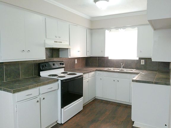 4th image of 3842 Tiger Ln
