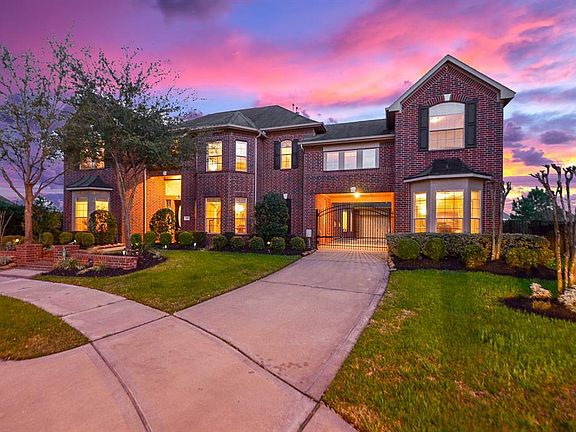4th image of 18807 Cove Bend Ln