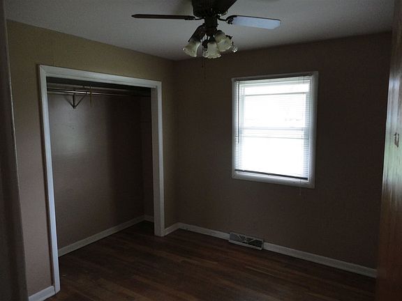 5th image of 5621 W Jackson St