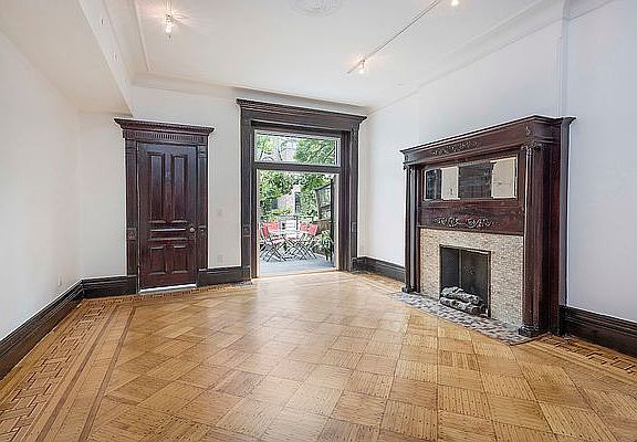 3rd image of 527 W 148th St