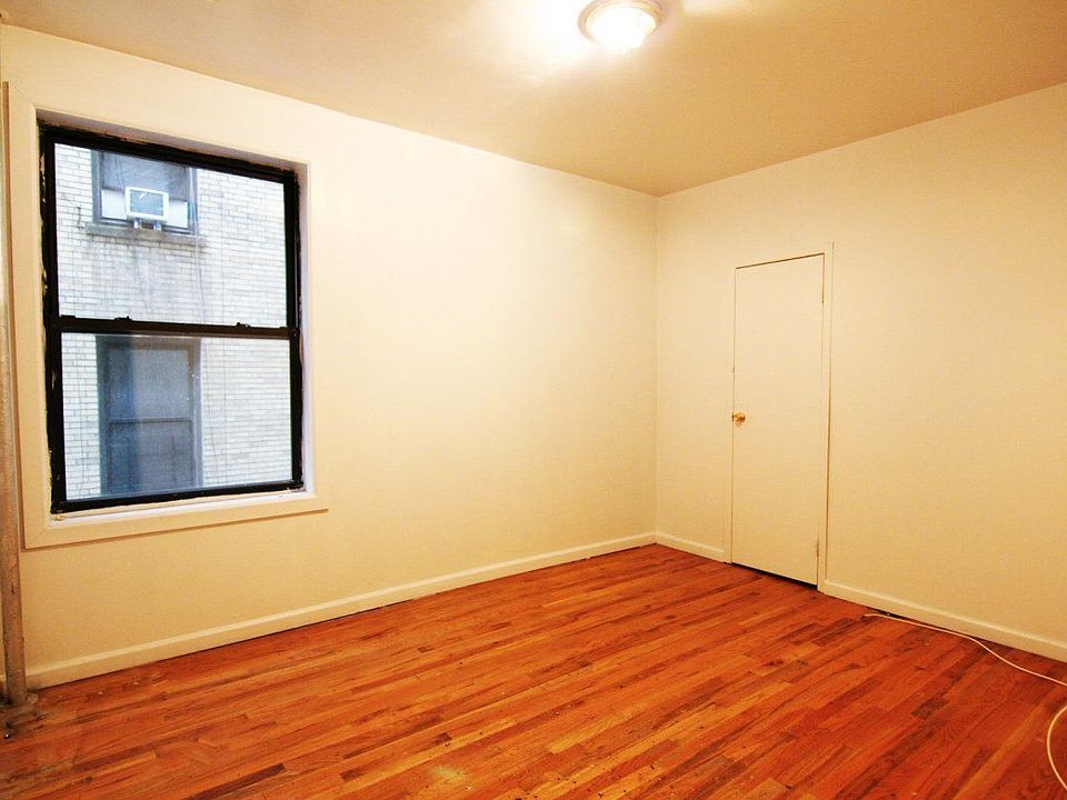 2nd image of 656 W 171st St APT 1b