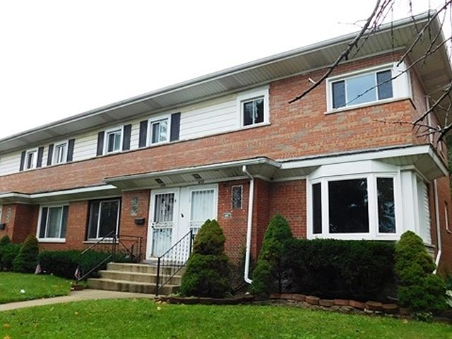 1st image of 428 Oak St #Des