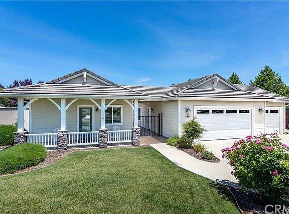 Front View of Casita to the right