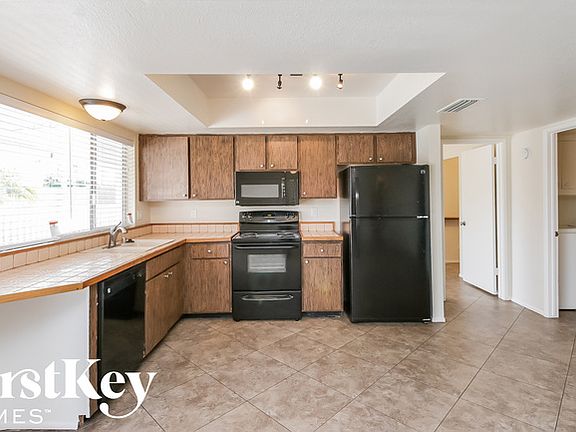 4th image of 5737 S Farmer Ave