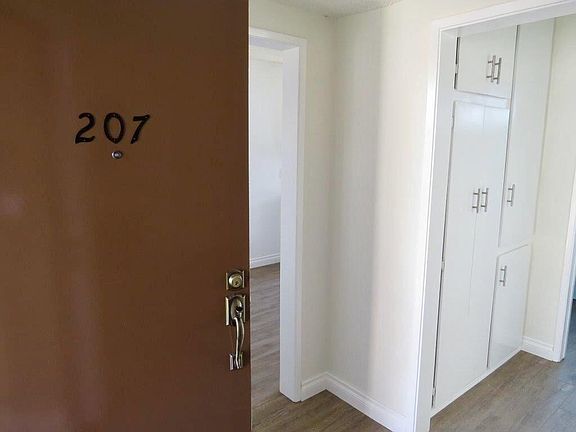 3rd image of 1750 S Bentley Ave APT 207
