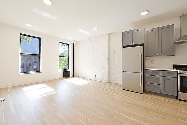 1st image of 566 Vanderbilt Ave #30