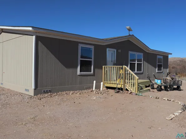 94 Alamosa Village Rd, Elephant Butte, NM 87935