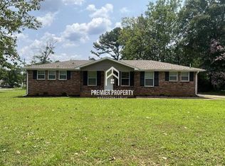 6201 Deramus Ave NW, Huntsville, AL 35806