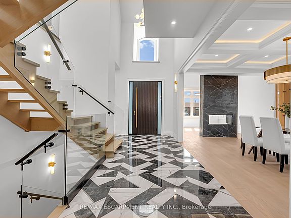 5th image of 383 Wadsworth St