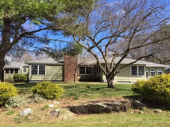 8 Charland Terrace, Waterville, ME 04901