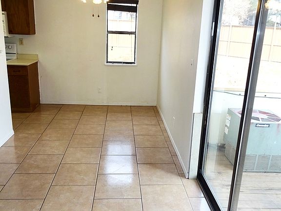 5th image of 2201 Sable Blvd Unit 1011