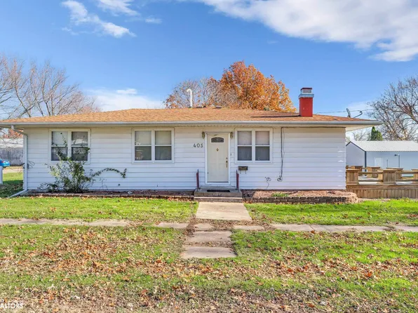 405 S 2nd St, Ollie, IA 52576