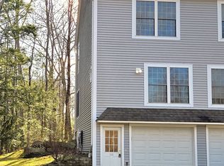 96-98 York Woods Rd, South Berwick, ME 03908