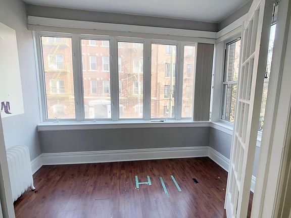 4th image of 28-30 37th St #2F