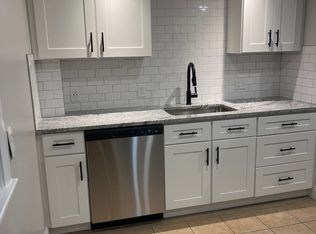 67 River St, Bristol, RI 02809