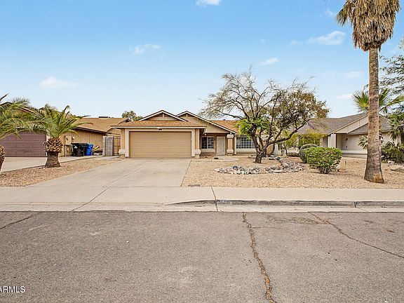 3rd image of 3113 W ROSE GARDEN Lane