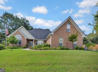 2554 Cedar Way, Loganville, GA 30052