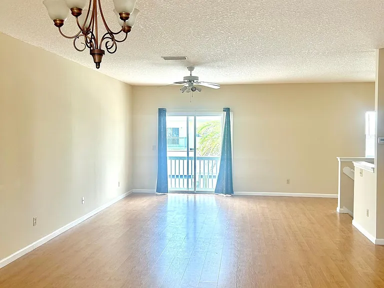 825 Anastasia Blvd #D22 — Photo 6