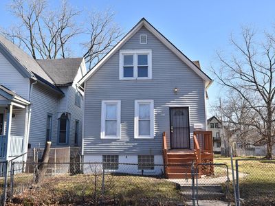 2830 North 11th STREET, Milwaukee, WI, 53206