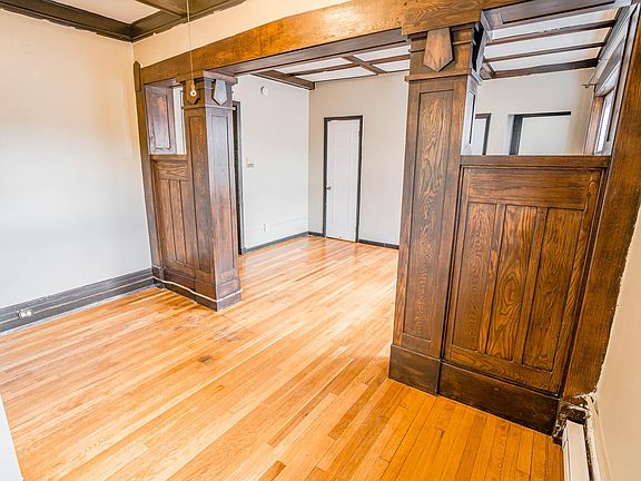 2nd image of 604 Holly Ave #202