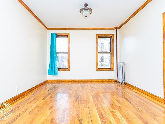 5th image of 81 Crooke Ave #39