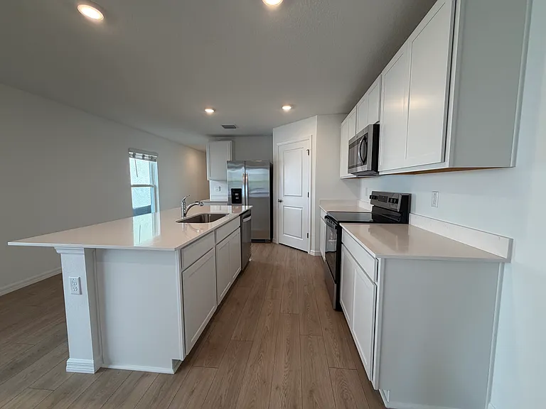 5253 Berry Bay Ave — Photo 8
