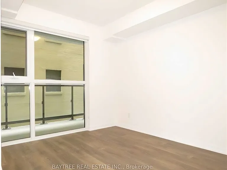 87 Peter St #1012 — Photo 3