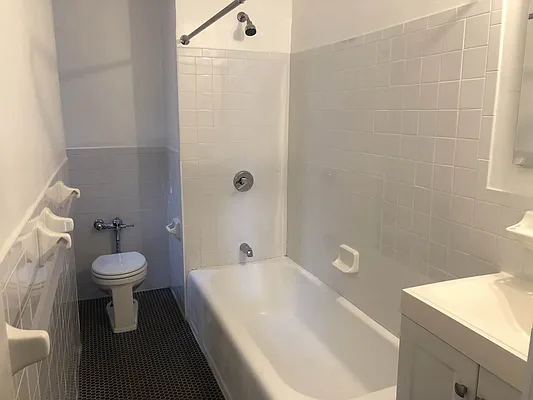 Rented by Access Property Group | media 19