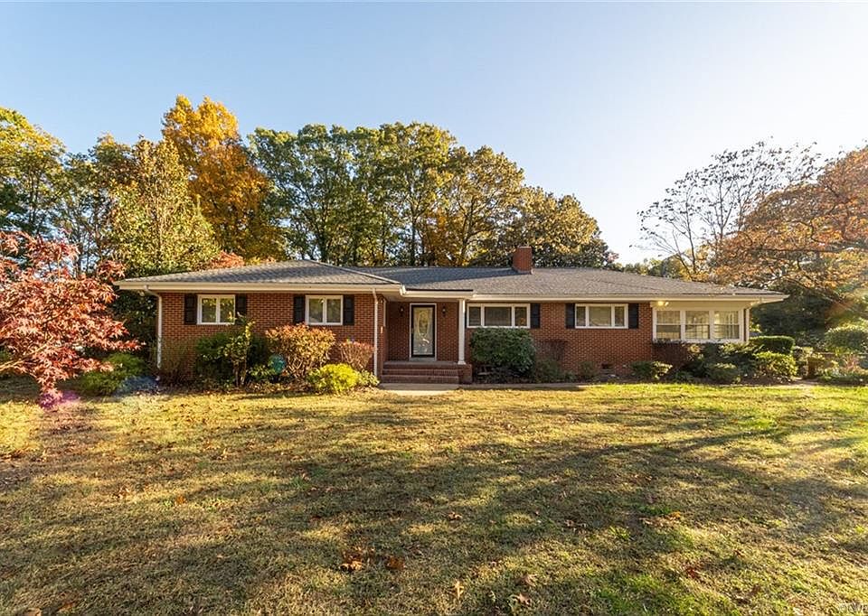 1st image of 1105 Diane Ln