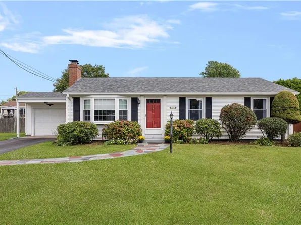 135 Beverly Rd, Riverside, RI 02915