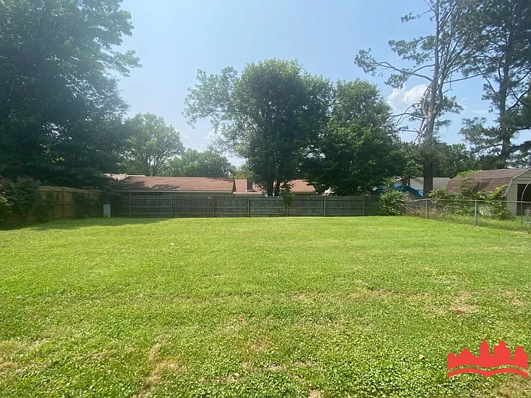 8743 Greenbrook Pkwy — Photo 14