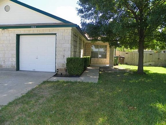 2nd image of 509 Texas Ave