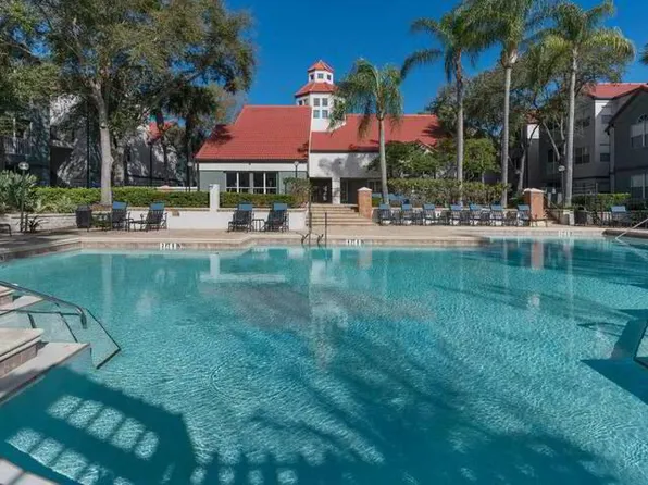 Promenade at Carillon