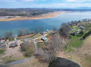 2538 Saint Andrews Dr, White Pine, TN 37890