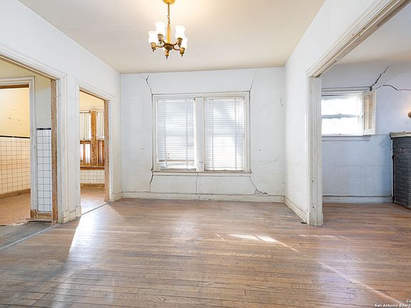 5th image of 538 W MAYFIELD BLVD