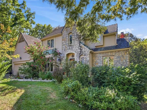 12414 Summit St, Kansas City, MO 64145