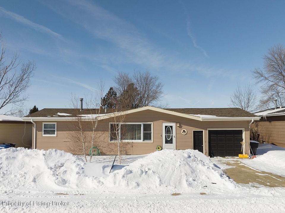 1st image of 963 Elm Ave